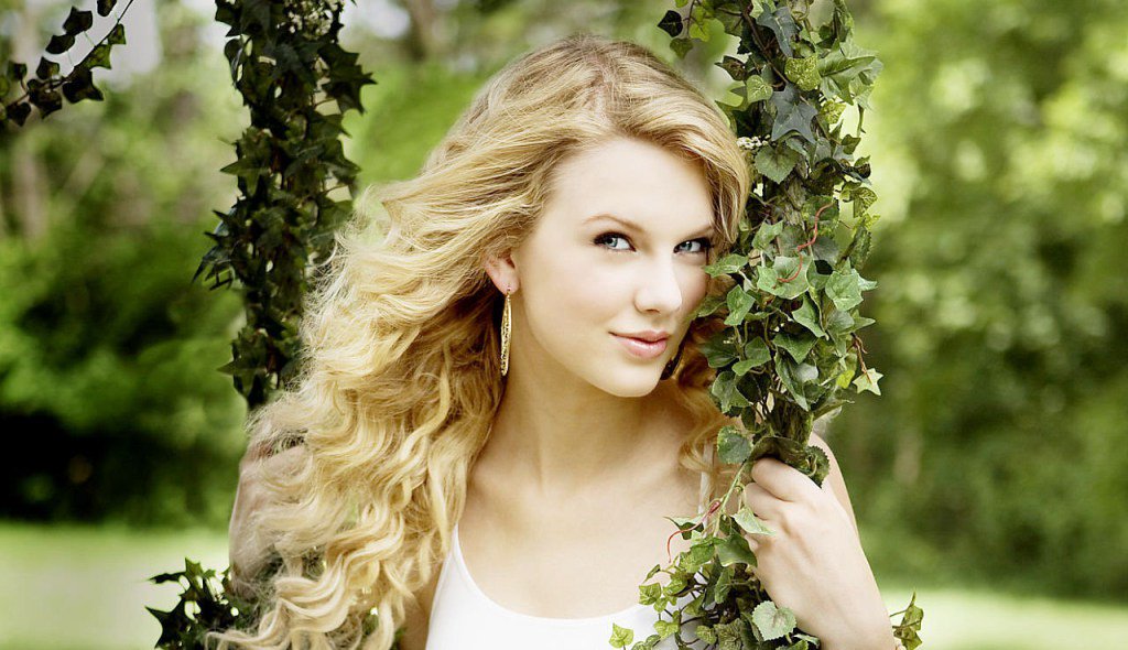 ViralMyth's tweet photo. World’s Highest Paid Celebrities Of 2016 https://t.co/t1ozhjo3TY https://t.co/2iHL6HNfwS