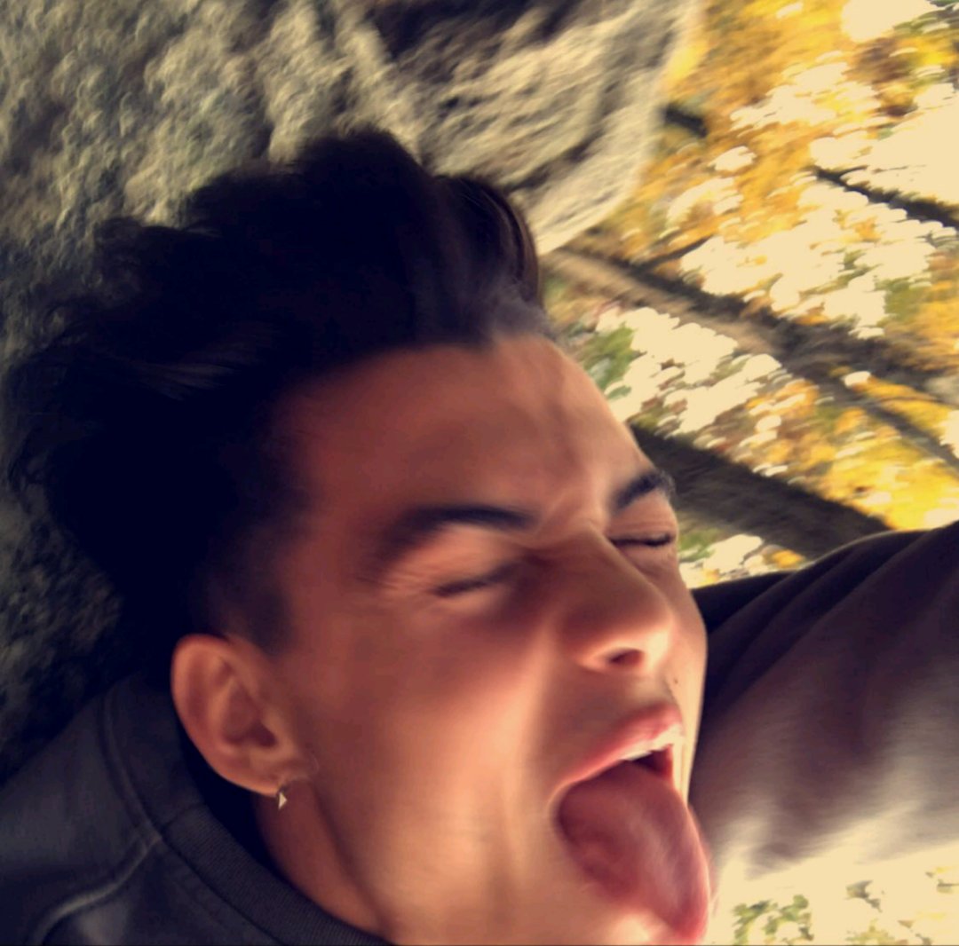 smushydolan's tweet image. TODAY OMFG IT'S FINALLY HERE...help...new levels of shook #4OU