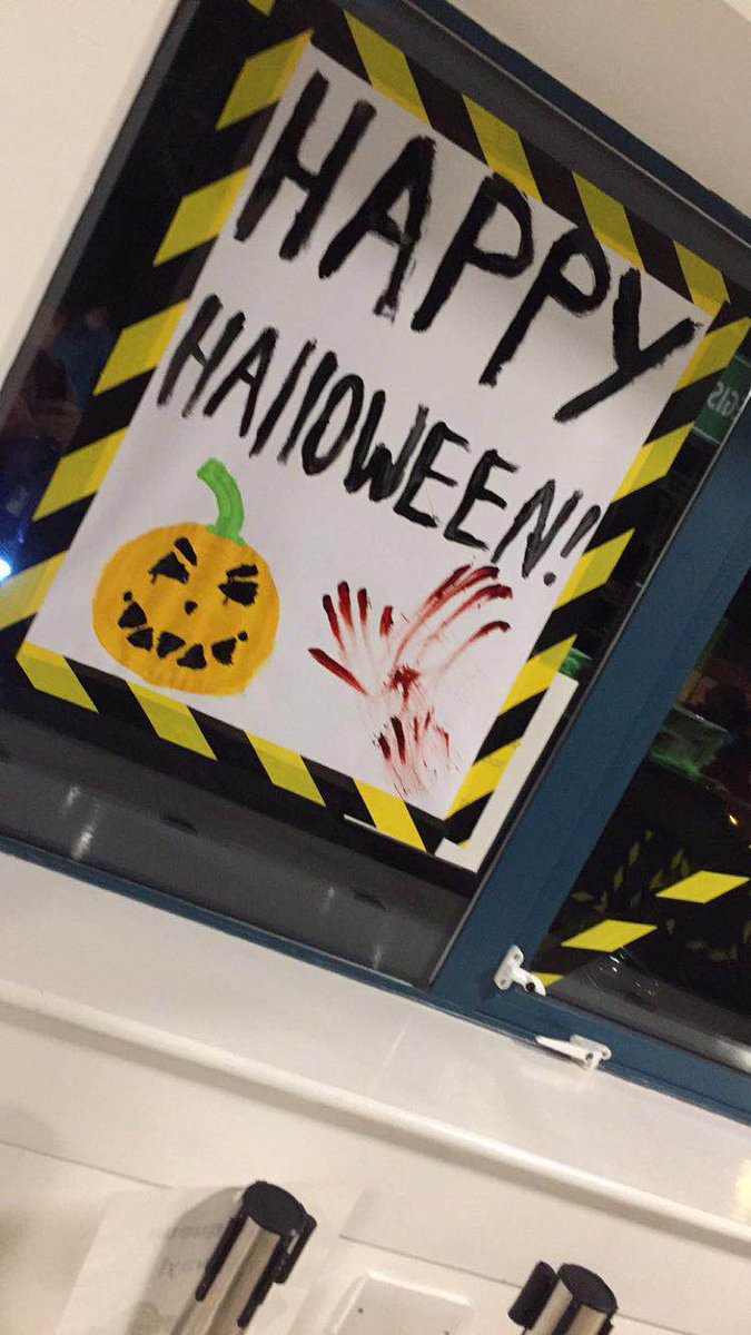 Ghoulish games await our bouncers this week for Halloween. Who can find the zombie’s foot in the foam pit to win a prize? #Southampton