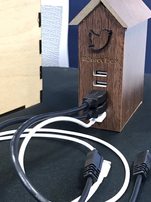 Welcome to #droidconUK! Need some juice for your phone? We got your back on the Twitter booth! https://t<a href="/tag/droidconuk"class="tags">#droidconUK</a>