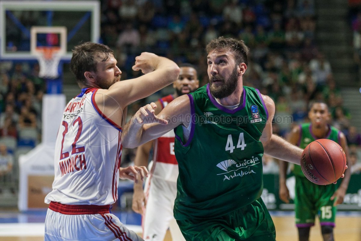 iso100photpress's tweet photo. Imágenes del partido entre el @unicajaCB y el @fcb_basketball (62-74) @EuroCup, en nuestra web: https://t.co/LewhyFAPLH https://t.co/jO8oT2Lwuo
