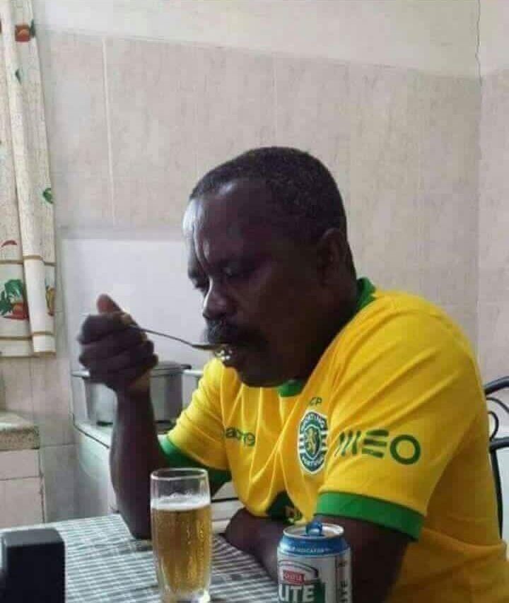 SirGumbi's tweet photo. She told me to change my drinking ways and I used a teaspoon 
#WhyIWasDumped https://t.co/6ClX7DVoZv