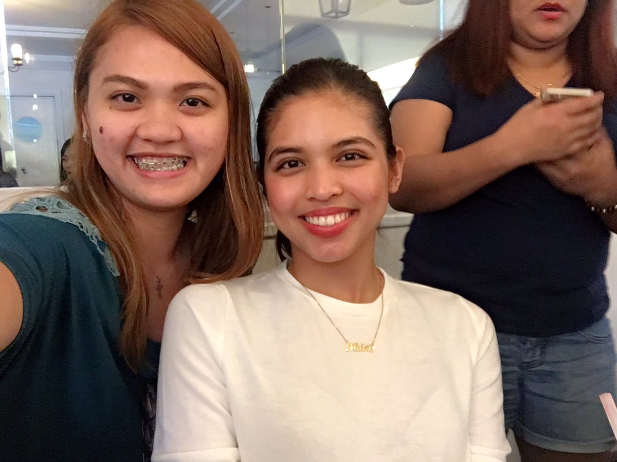 dianelamprea's tweet photo. Yung mukha ko parang ewan pagkatabi ka Meng! @mainedcm Sobrang salamat! Grabee! Mahal na mahal kita walang ehos o keme!

#ALDUB67thWeeksary https://t.co/5HBIXO4ggL