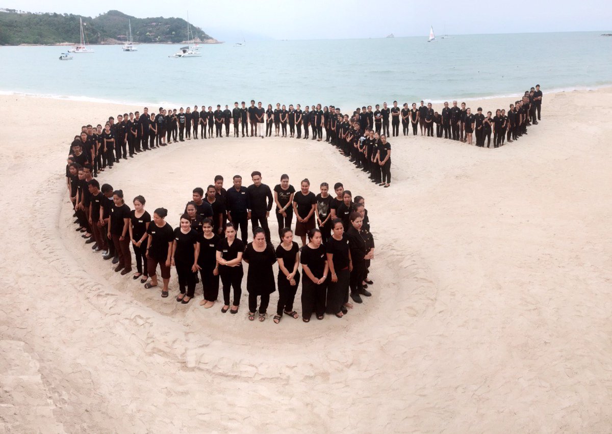 muangsamuigroup's tweet photo. Muang Samui Group Unity for H.M King Bhumibol Adulyadej
#MuangSamuiGroup #longlivethekingofthailand https://t.co/gAbUjo2T5N
