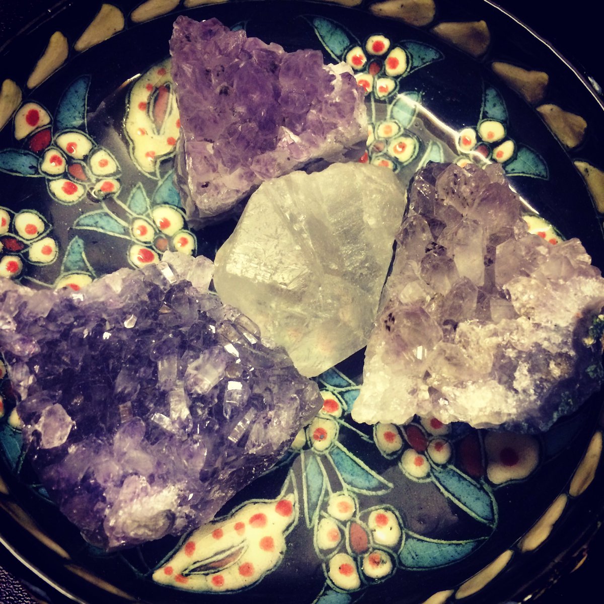 PracticalMagicV's tweet image. Got some beautiful reiki crystals in our shop! We will be open 12 till 4pm today! Pop in if your around Liverpool ✌🏾️❤️