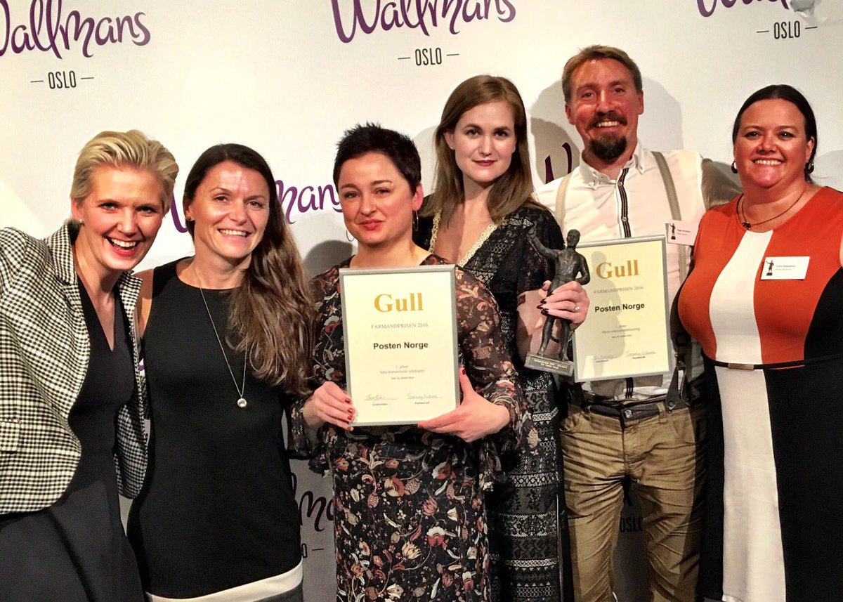 postennorge's tweet photo. Gull x 2 til Posten under utdelingen av @farmandprisen i går! 🏆Beste nettpublisering og 🏆Beste årsrapport ikke-børsnoterte selskaper. https://t.co/pisqu3Nsjx