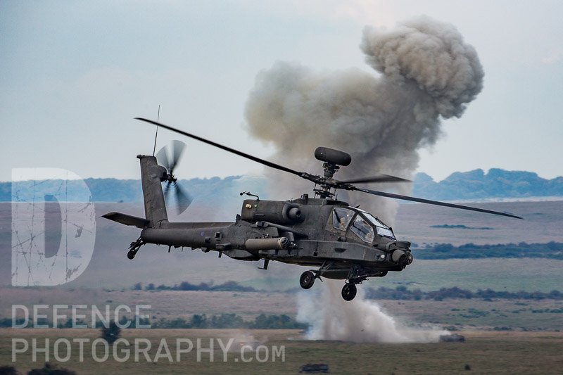 DefencePhoto's tweet photo. Good to finally get an Apache shot that shows some context #LCPV #CAMD #avgeek #photography https://t.co/nFzIhNRYbj