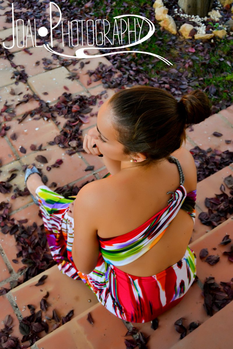 confía en el tiempo, que suele dar dulces salidas a muchas amargas dificultades.   #JoalPhotography