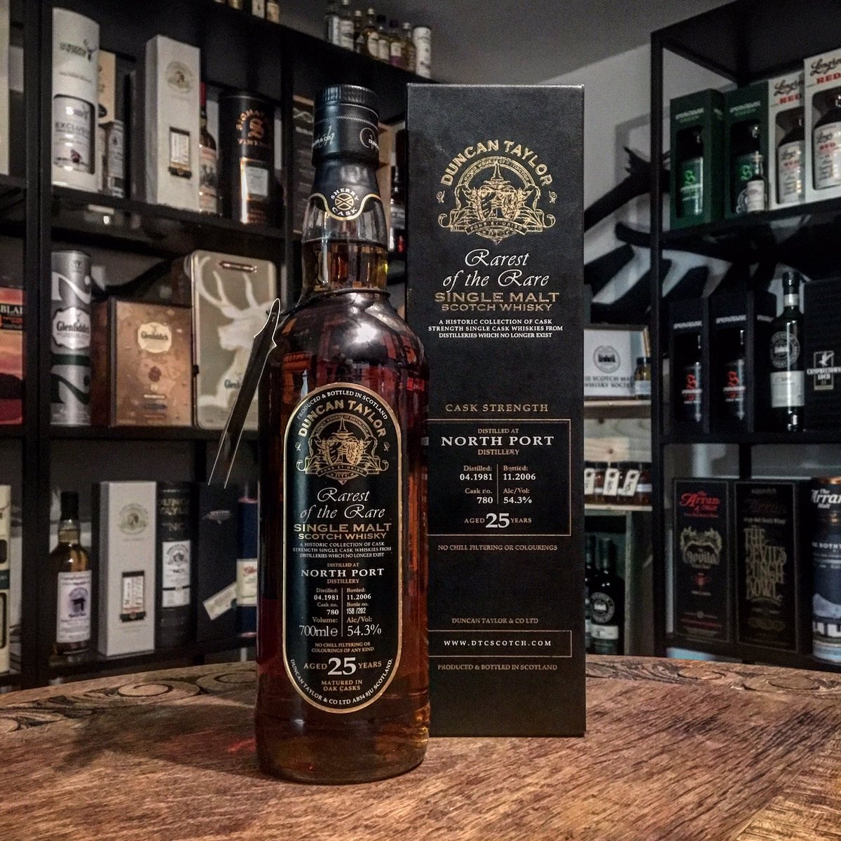 whisky_viking's tweet photo. North Port Rarest of the Rare from #DuncanTaylor 😋 Can't wait to sample this - some whisky is just meant to be shared with fellow nerds! 😄 https://t.co/GDGwzK84cC