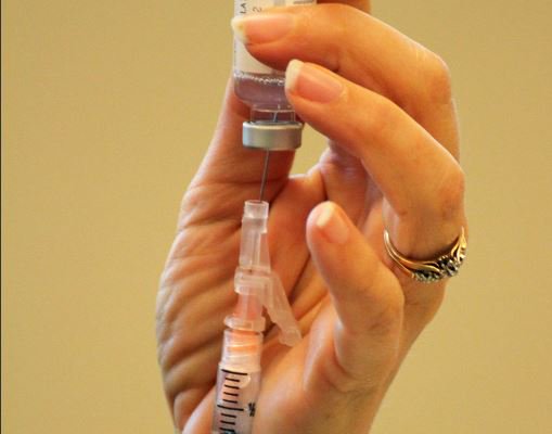 OzPNNL's tweet photo. Canada orders anthrax vaccine, saying ‘lethal’ threat remains https://t.co/87I8bZneV2 https://t.co/R64XR2uk9E