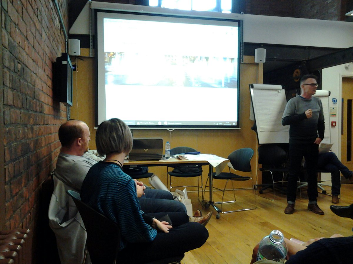 angiemc_rys's tweet photo. Andy Mycock giving advice to YP at #GMYA & supporting their work @rochdaleyouthie #youthvoice #Rochdale #GMdevolution @tabitha_rusden https://t.co/hA1D1XNvAS