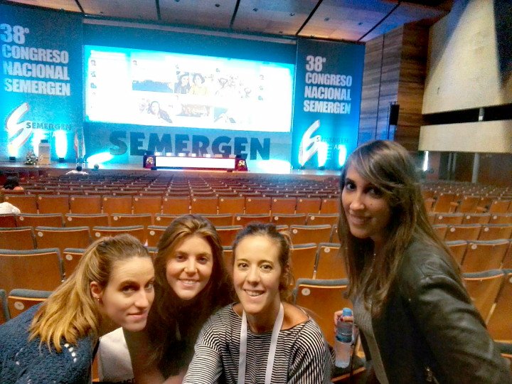 Apcmartinez's tweet photo. #SEMERGEN2016 #SelfieConLosSelfies #ElCongresoEnImagenes https://t.co/0BeCEEr6A3