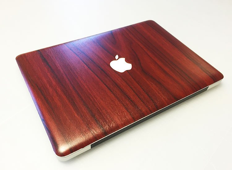 JoinVinylRev's tweet photo. Custom wooden macbook wrap anyone? #custommacbook #macbookwrap #pimpmymacbook #vinylwrap #woodenmacbook #macbookskin #laptopwrap #diystyle https://t.co/5ui4xkH9ar