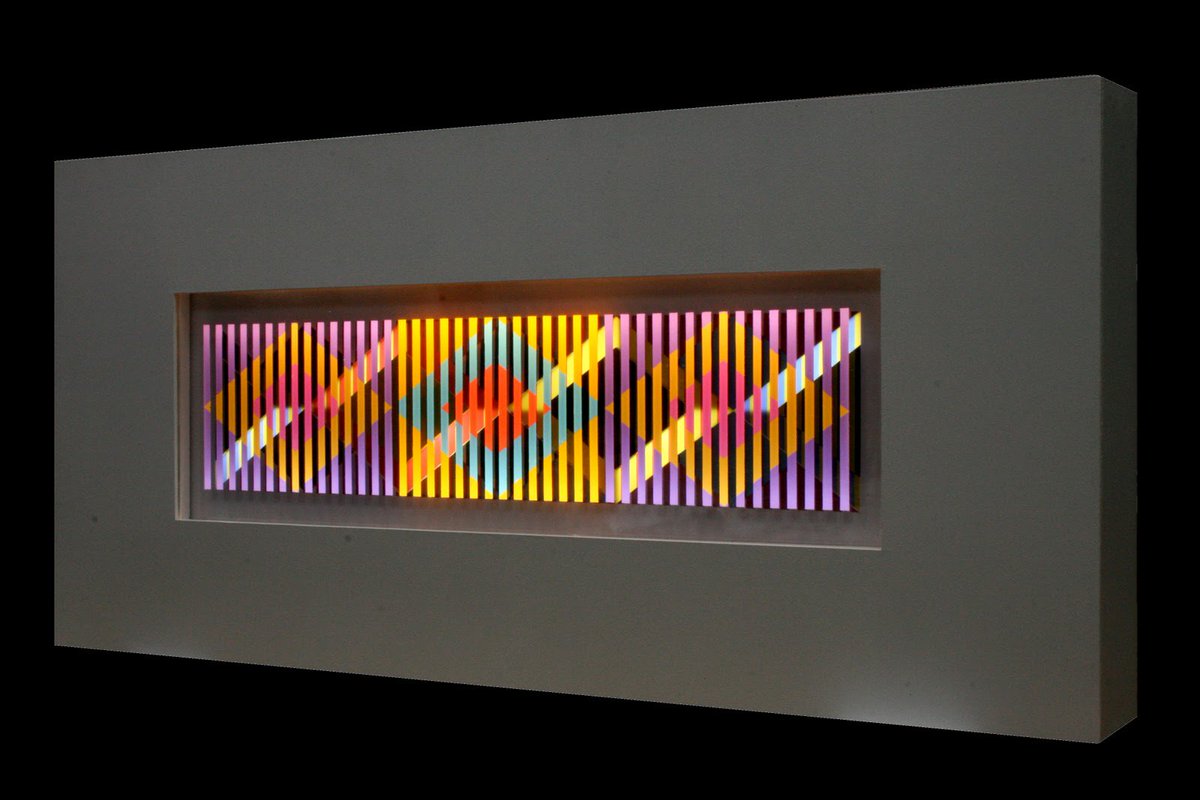 arduino_led's tweet photo. Experimentos artísticos con #ARDUINO Proyecto 2 https://t.co/fcdPP8RCHM https://t.co/GWLfafyVqS