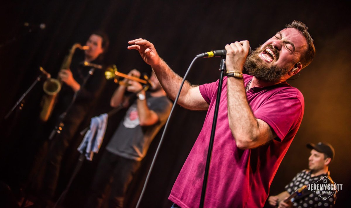 WeedilyDeedily's tweet photo. The Motet's Lyle Divinsky Gives Us The Low-Down On Their Mixtape | https://t.co/hrg1S80xtz | #SampleReplacement https://t.co/xvltLpspRq