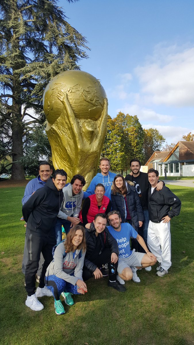 adevigne's tweet photo. Champions du monde ! #indeedfrance #indeed #Centrenationaldufootball #Q4kickoff @KJelatat and his dream team https://t.co/7s89skEOyb