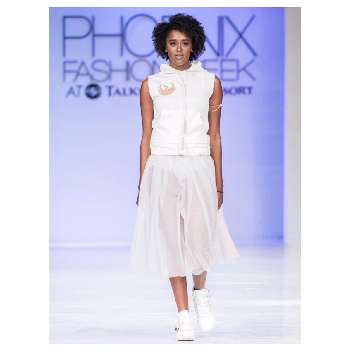 MGR_Ricci's tweet photo. Spring/Summer 2017 - Look 2
#phxfw #fashionweek #designerbootcamp #riccijvr #fashion #spring #summer #itgirls #trend #styled #ootd #fierce https://t.co/N3hzDwioZX