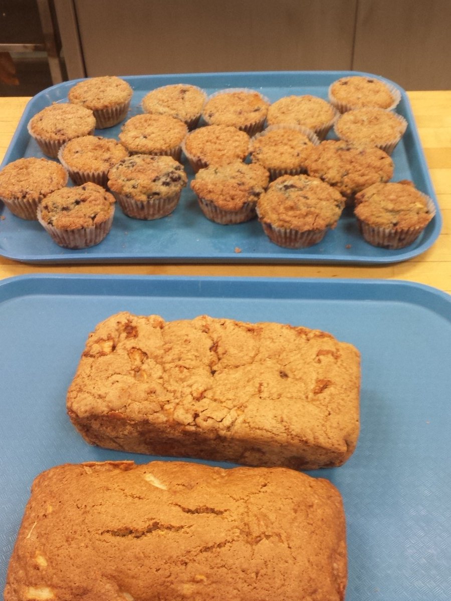 Cathy403's tweet image. #blueberrymuffins #applebread @JacobHespeler #BreakfastClub on Friday with Wildfong Come say HI!!! @Nutrition4Learn