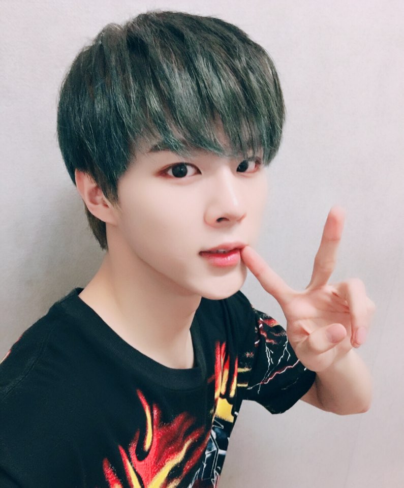업텐션(UP10TION) tweet media