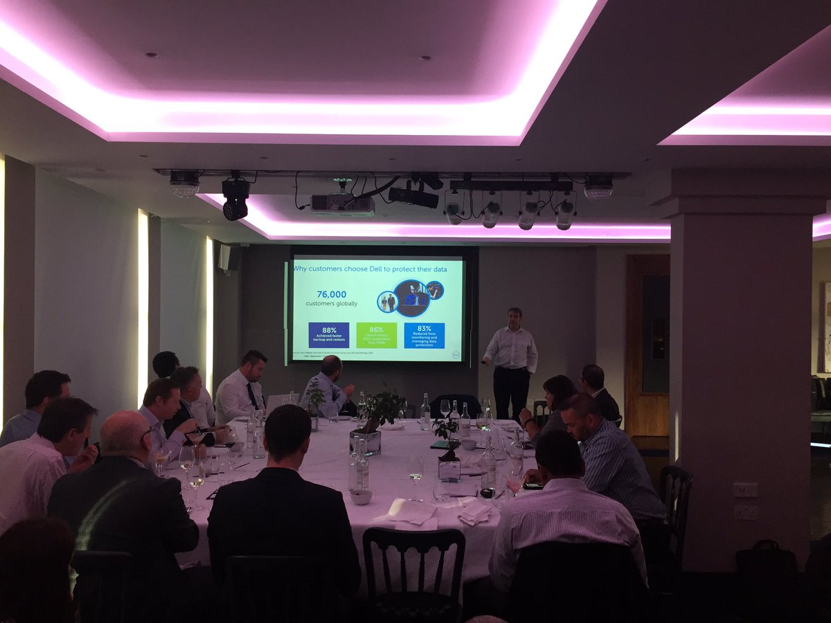 Steve_NGDC's tweet photo. @Commtech_UK Packed room at SE Lunch!! @DellSoftware @BarracudaEMEA @PureStorageUK https://t.co/RZA42tISK4