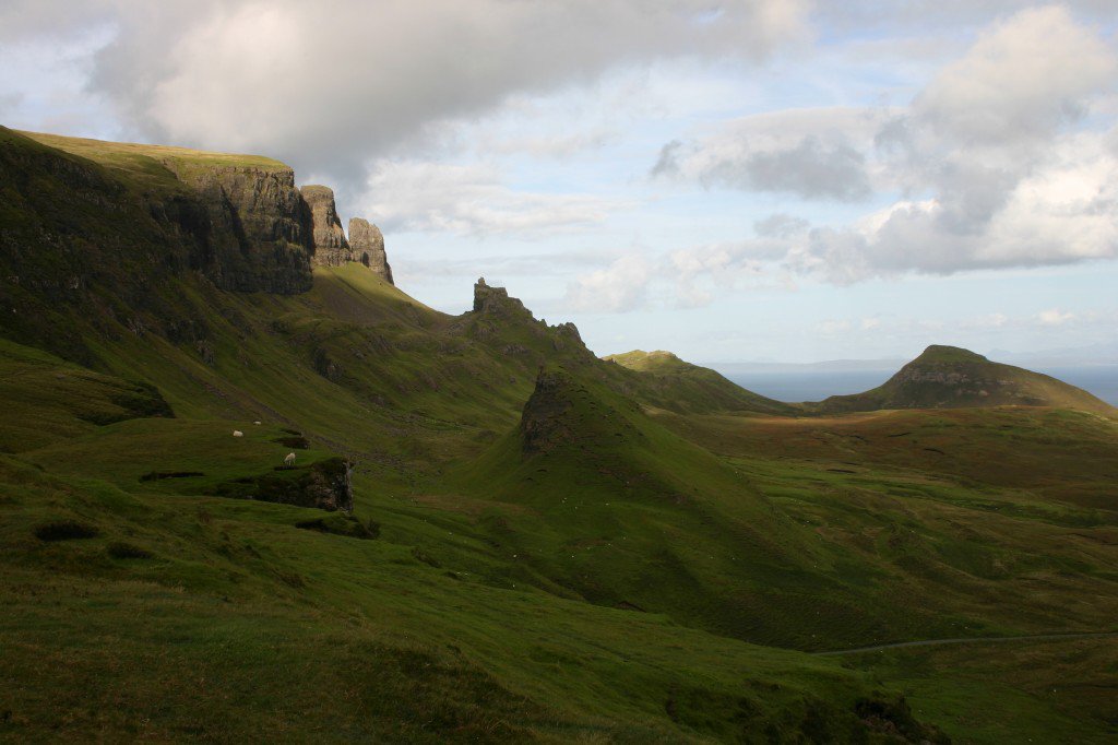 welcomescotland's tweet photo. Top 10 Recommended Things To Do in Skye https://t.co/8eu4dJD1yt via our travel blog @welcomescotland https://t.co/qbUqMDtc17