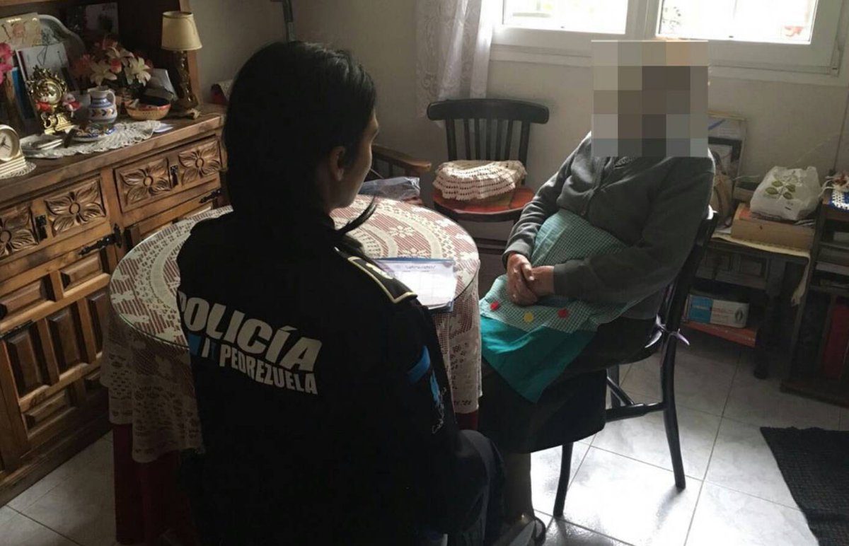 sindicatocppm's tweet image. Nuestros mayores’ un programa de acompañamiento de la #PolicíaLocal de #Pedrezuela
ow.ly/9LKk305Adp8