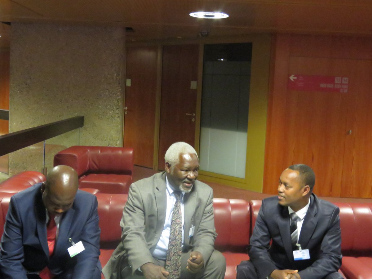 #Genève: la Délégation du #Burundi au Sommet de l'<a href="/IPUparliament/">IPUparliament</a> a rencontré les délégations d'#Angola, #Chine, <a href="/EA_Bunge/">EALA</a>, #Russia, etc