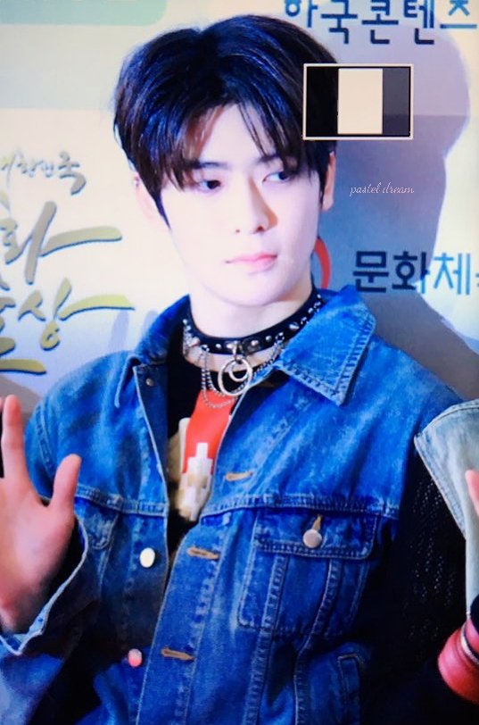 19970214_jjh's tweet photo. 161027 대중문화예술상 #jaehyun
#재현 #nct127
재현아 너는 어찌 그렇게 붓으로 
그린것처럼 세심하고 수려하게생겼니.... https://t.co/CAjXc257ZS
