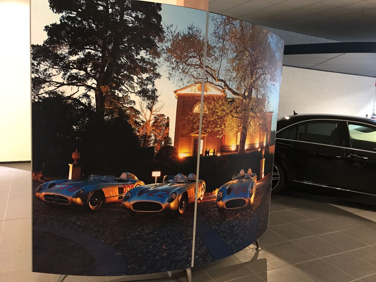 Wij hebben het gemaakt en geplaatst. Mooie fotopanelen in de showroom #sign #print #media
