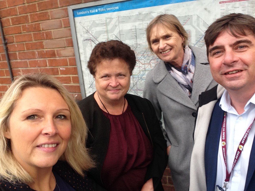 KellylouView's tweet photo. Lancashire STP collaboration Maternity bid! We smashed it 👊 @longsidephil @cmhschram https://t.co/kV6yZHHGBu