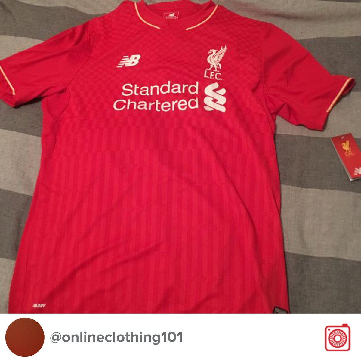 PopularVibes_'s tweet photo. Come see what I’m selling on Carousell: https://t.co/jA3evR1BBb #carousell @thecarousell https://t.co/ykxHuoYeZR