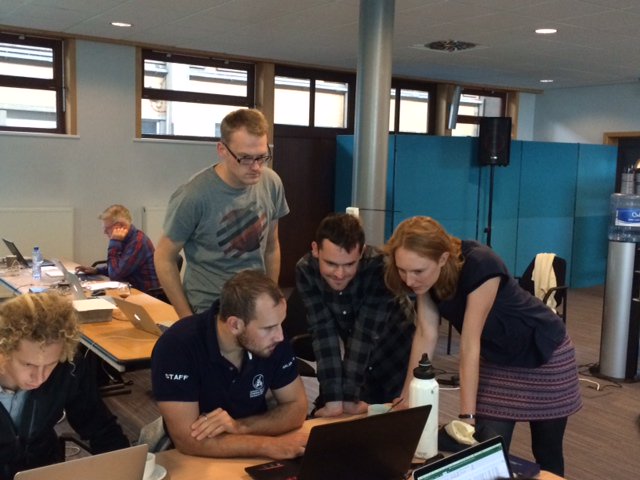 WRMarineSpecies's tweet photo. 3rd day of the International OBIS-INDEEP training & workshop #deepseadata hand-on & more hands-on! https://t.co/60YIbm42vl https://t.co/IYcWMxZRar
