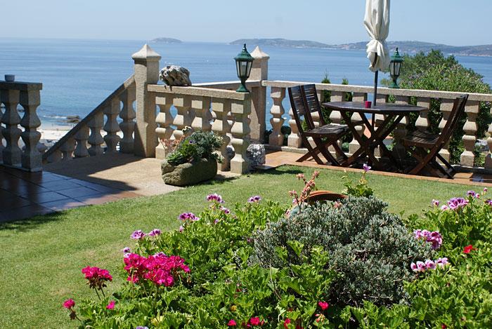 Reserva tu casa de vacaciones por semanas en Galicia. No lo dejes para ultima hora. 
+ info y reservas en turismodegalicia.org/alojamientos/