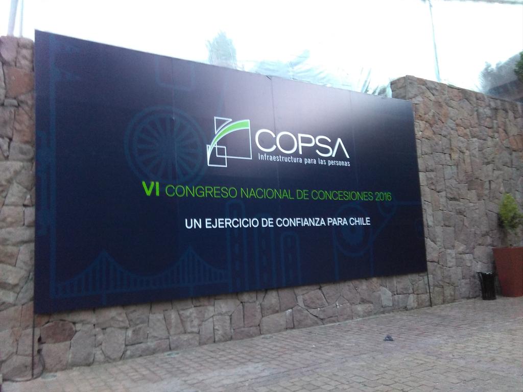vfarmijos's tweet photo. Por iniciar VI Congreso Concesiones, Santiago /Chile https://t.co/sajnrvNqqq