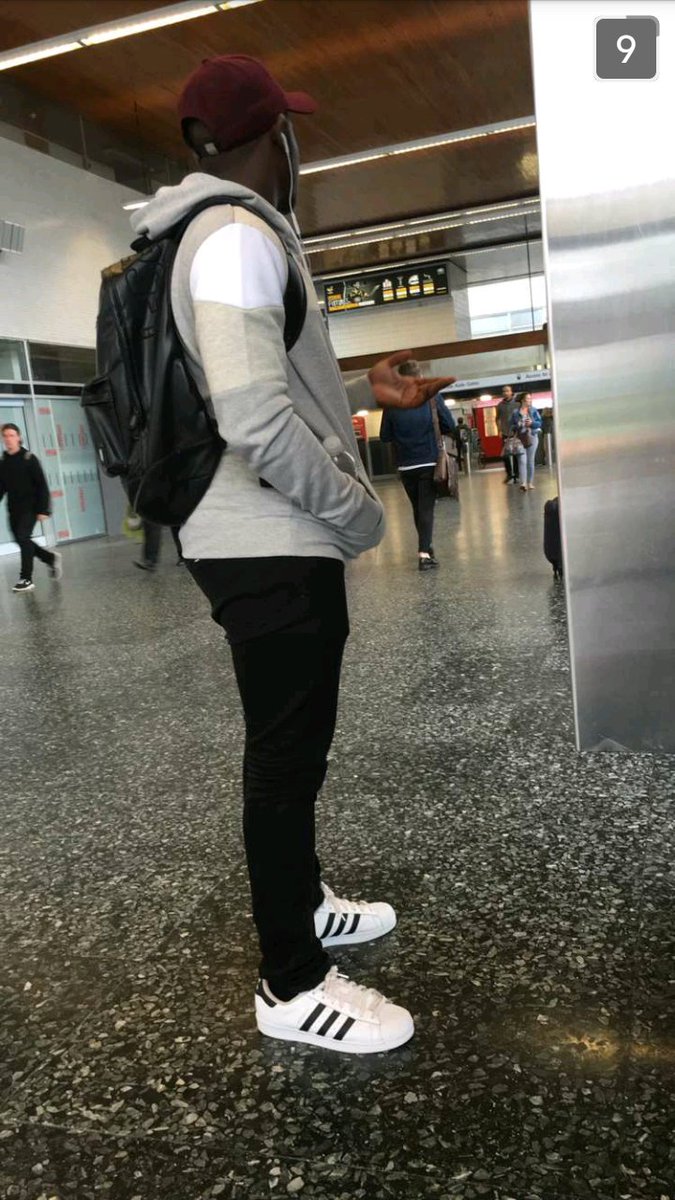 ifiokalbert's tweet photo. BIG 🔞🔞🔞🔞 FOR THE BOY TODAY YOU KNOW.😊 Thank God for another year. Bigger things coming. #AI12 https://t.co/cWSQUVAzpp