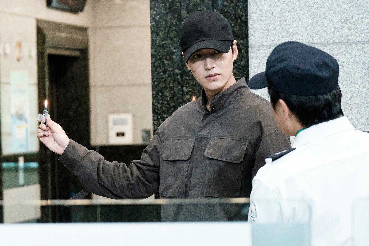 TheDramaKorea's tweet photo. Legend Of The Blue Sea rasa City Hunter. https://t.co/2F8iRQ0Qye