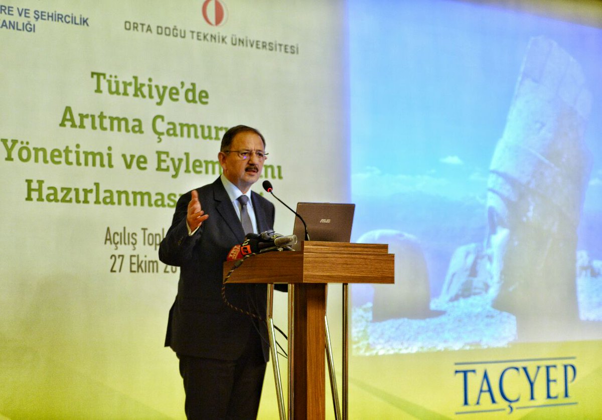 mehmetozhaseki's tweet photo. Suyun etkin kullanılması noktasında sorunlarımız var.Suyumuzu verimli kullanamıyoruz,hatta su kaynaklarımızın büyük bir bölümü israf oluyor. https://t.co/Lqxfq0UTf7