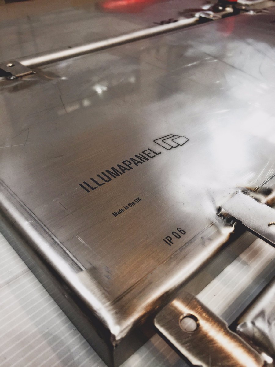 Evans_TurnerUK's tweet photo. ILLUMAPANELS® rolling out for Canning Town Station #illumapanel #TfL #lighting https://t.co/97NWLGwvGR