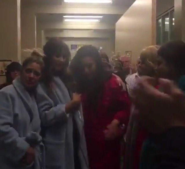 LoveNaley23's tweet image. How they are all holding each other &amp;amp; crying together as they wrap for the very last time! #PLLfamilyforever 😭❤️😭❤️😭❤️