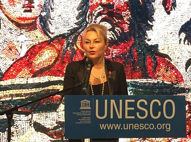 Turkey <a href="/ONEDernegi/">ONE Derneği</a> Başkanı <a href="/demetsabanci/">Demet Sabancı</a> Paris <a href="/UNESCO/">UNESCO 🏛️ #Education #Sciences #Culture 🇺🇳</a> 'da düzenlenen 'Mozaik Yolu' projesinin tanıtım etkinliğine konuşmacı olarak katıldı.