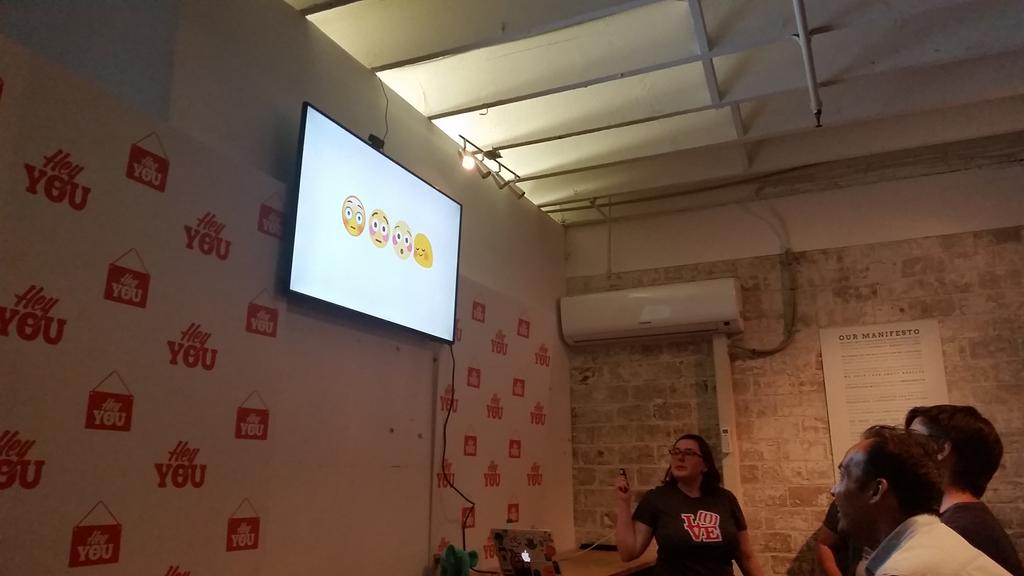 jesse_bryant's tweet photo. No blushing by @glasnt during her emoji talk! #SydPHP https://t.co/qy7IQnZYr6