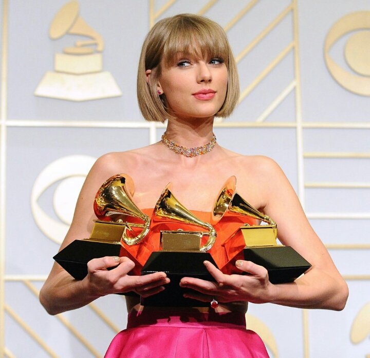 amylorswlum's tweet photo. 2 years of the greatest era ever #2YearsOf1989 https://t.co/UD9WMsFRRM