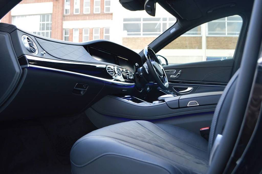 Bespoke_VIP's tweet photo. Love the Maybach interior. What do you think of it? https://t.co/5zUj8RuJU2