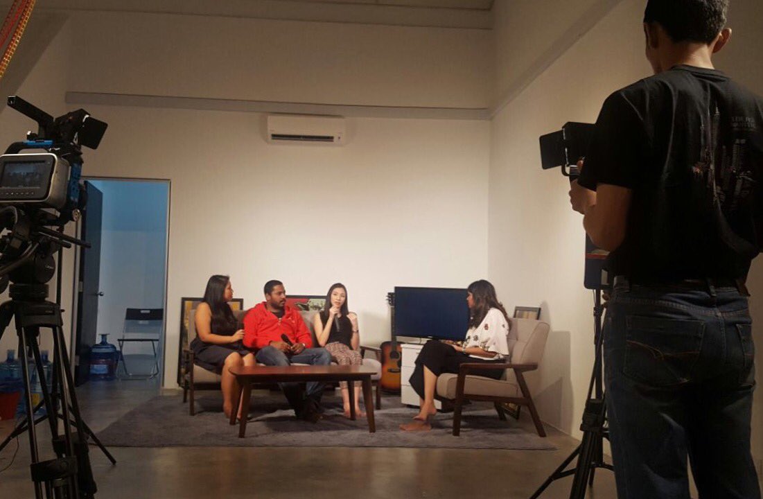 jomhackmy's tweet photo. Talking about #JomHack Malaysia with Nextupasia. Video will be out soon #talkshow #entrepreneurship #startup https://t.co/rEc9QT6IAA