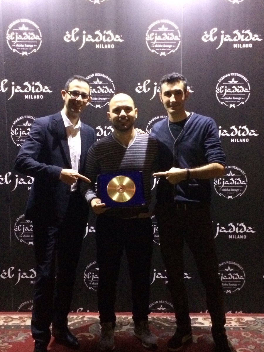 adj_team's tweet photo. Premiazione "DJ DELL' ANNO 2016" #ADJTEAM @adj_team @eljadidamilano Dj Tony https://t.co/jrrxFPBLJF