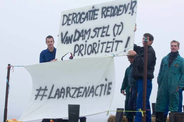 #laarzenactie jonge boeren #Steenwijkerland voeren Vreedzaam actie <a href="/martijnvdam/">Martijn van Dam</a> keert om. Naar Brussel?