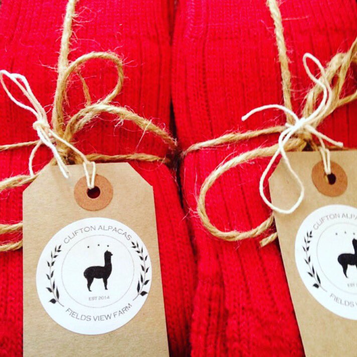 cliftonalpacas's tweet photo. Shipping socks all over the country today! These are off to London in the perfect colour for Christmas #alpacasocks https://t.co/ZNLanhVPfM