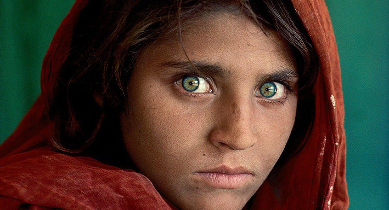 art_rooms's tweet photo. Inaugura domani #SenzaConfini, la mostra del #PAN dedicata al #fotografo di fama #internazionale #SteveMcCurry
#Opening #Napoli #photography https://t.co/pOmGcBf506