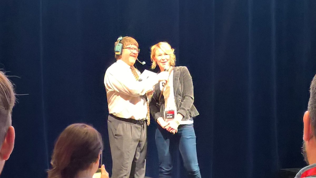 jphuhtiniemi's tweet photo. Legendan haastateltavaksi pääsi tällä kertaa @MiraFlinkman #AlsoExpo2016 https://t.co/st2MxlyIOU
