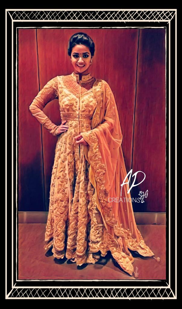 AcreationP's tweet photo. #Vinci editing ❤ @KeerthyOfficial https://t.co/qSCDcK9dWk